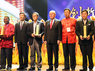 Başkan Topbaş Çin’de “Guanzo Kentsel Yenilik” ödül törenine katıldı
