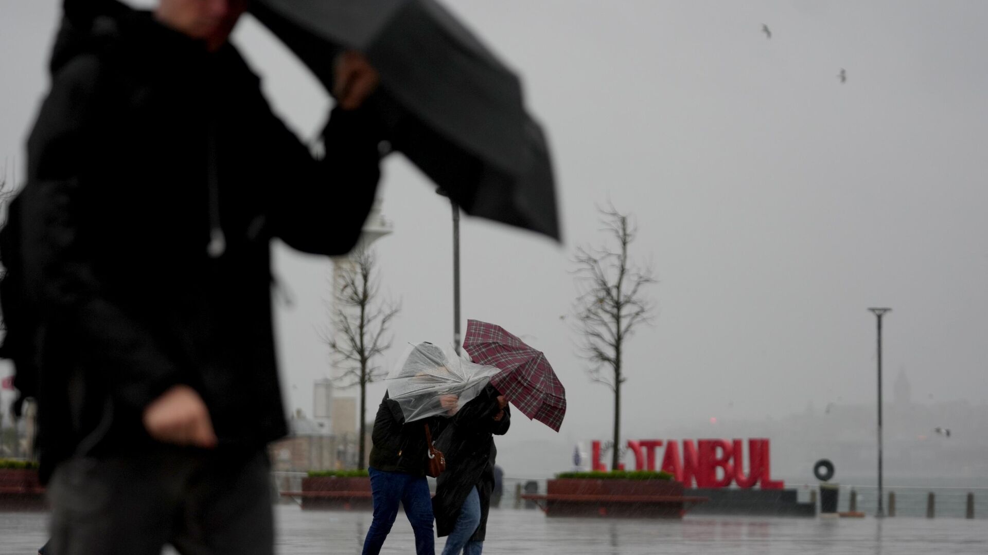 Pazartesiye dikkat: İstanbul dahil birçok ile yağış geliyor