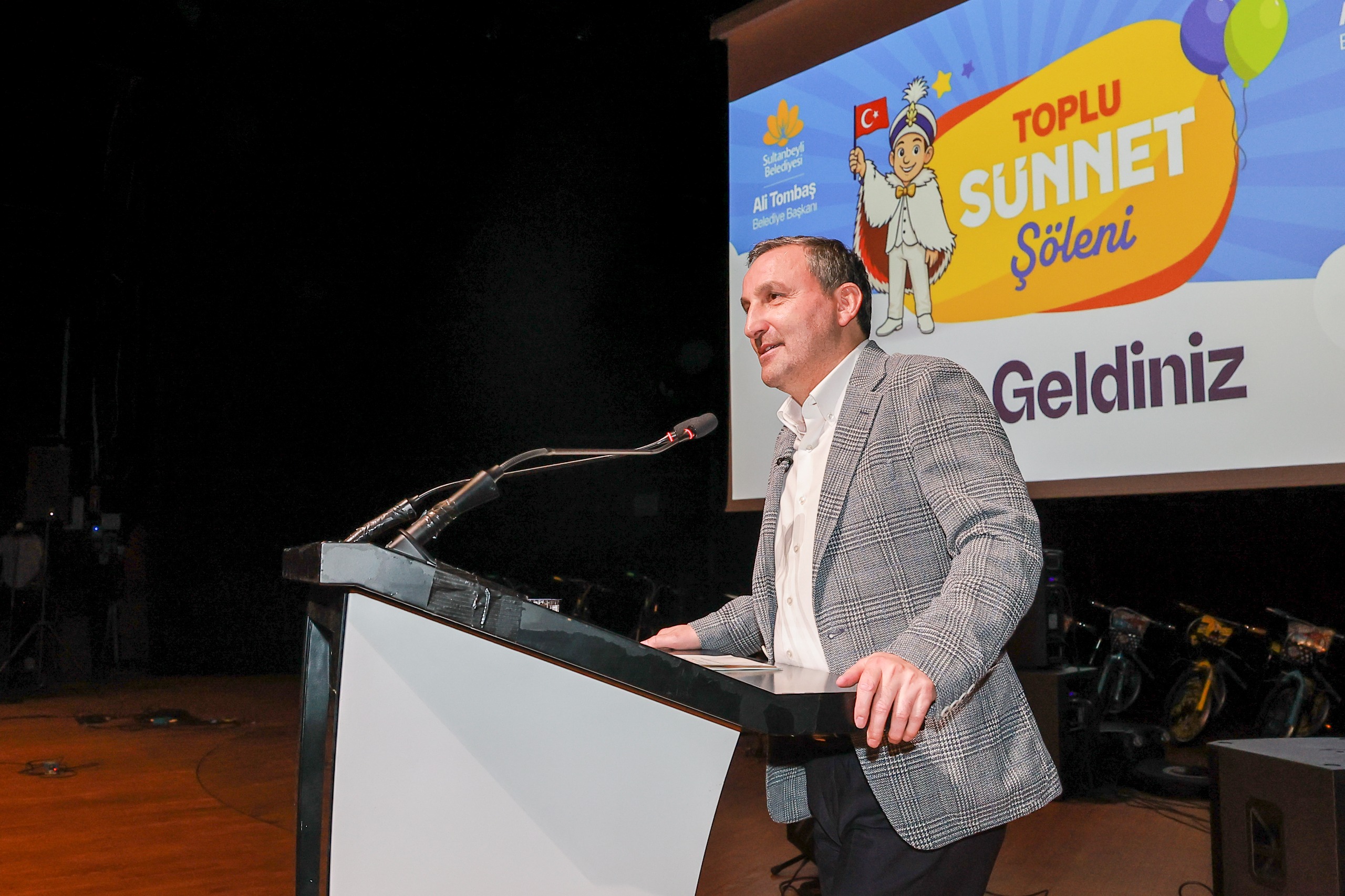 SULTANBEYLİ’DE SÜNNET ŞÖLENİ COŞKUSU