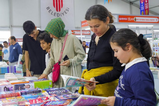 Ümraniye’nin kültür vizyonunu güçlendiren fuar rekor kırdı!
