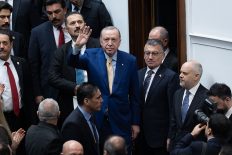 Cumhurbaşkanı Erdoğan akıma katıldı: “Kabe’de hacılar hu der Allah”