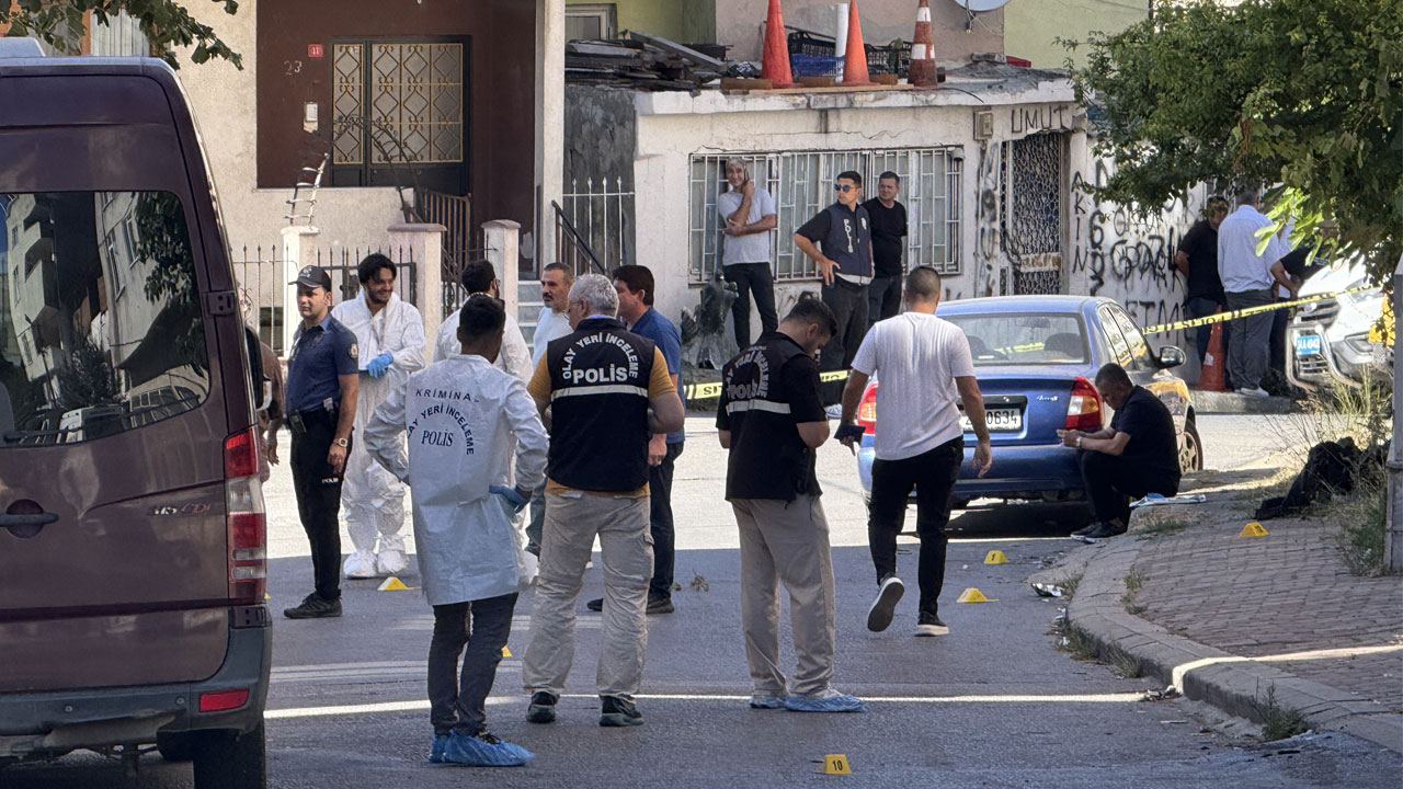 Maltepe’de kiracı dehşeti: Ev sahibi çift öldü, avukat ağır yaralandı