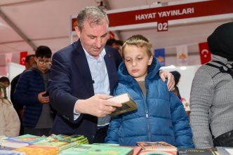 Sultanbeyli’de kitap şöleni 10. yılında da büyük ilgi gördü